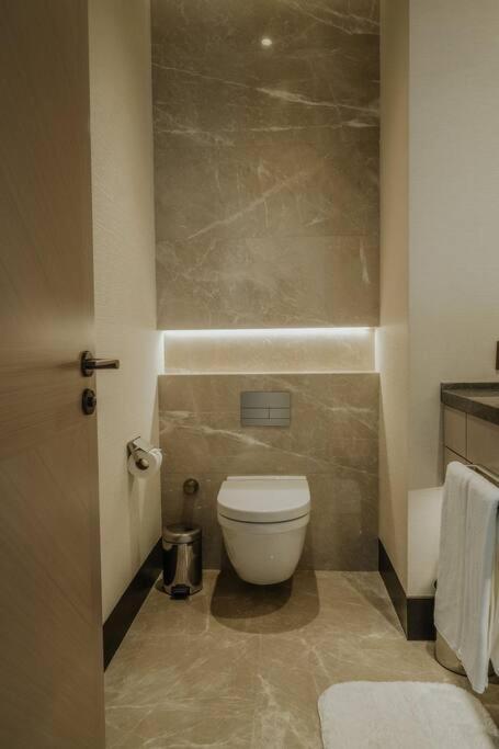 Serviced Luxurious 3+1 In Address Emaar Square Istanbul Exterior photo